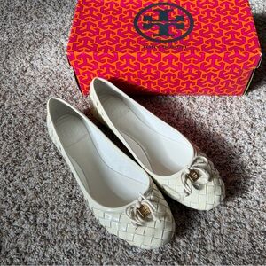 Tory Burch Bleach Prescot Patent Calf Leather Flats